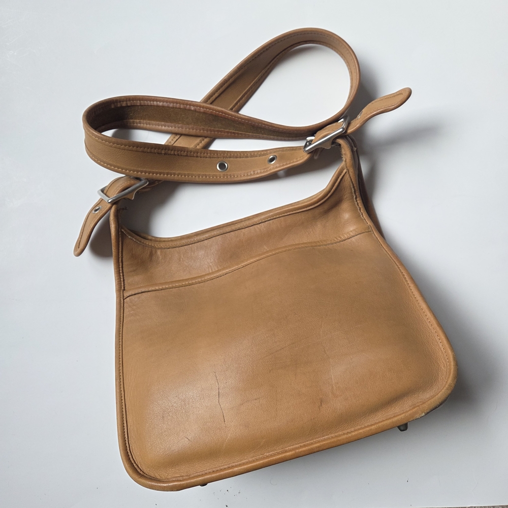 Vintage Coach Legacy Zip Handbag Tan 9966